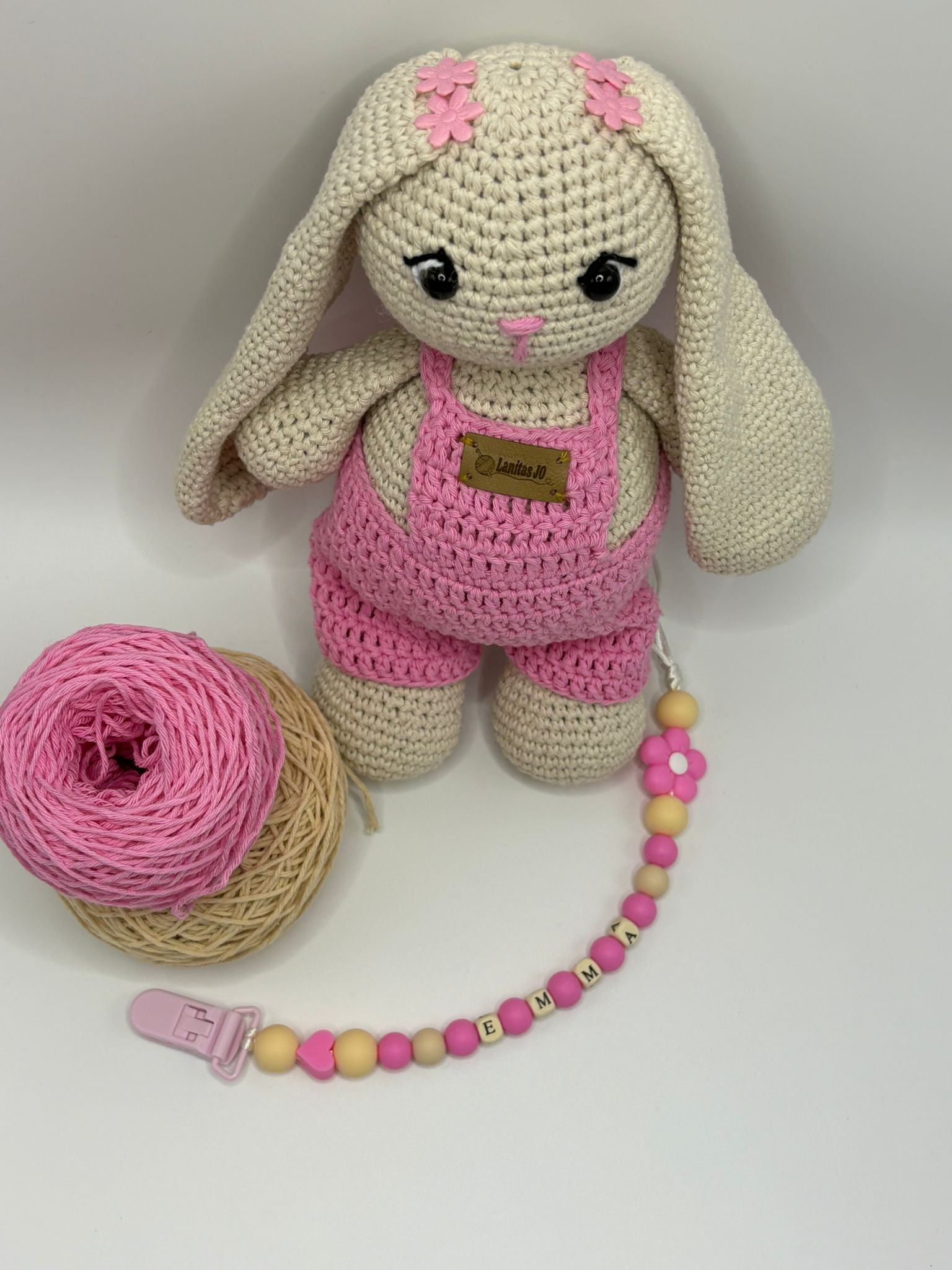 AMIGURUMI - CONEJITO ROSA
